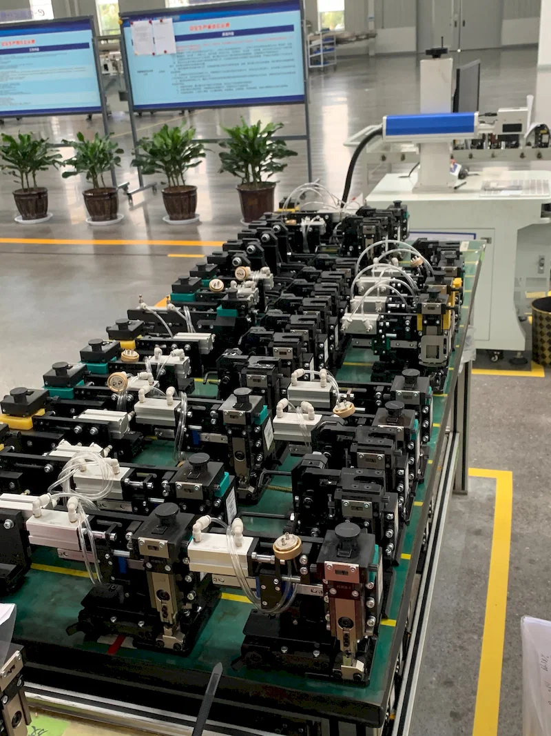 Terminal crimping machine blade, OTP applicator blade, Bending net, Terminal crimping knife Lama per crimpatrice terminale, lama applicatore OTP, rete di piegatura, coltello per crimpatura terminale