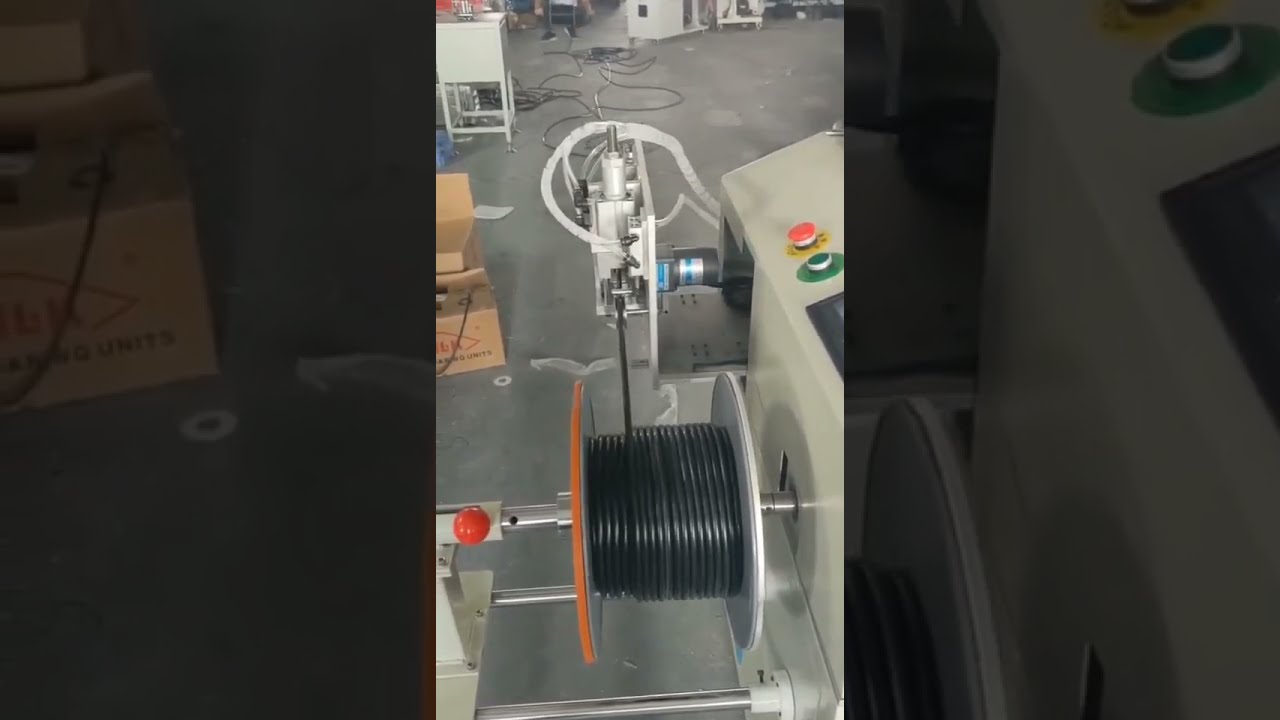 Macchina per conteggio, traversata, taglio e avvolgimento di fili e cavi elettrici | #fabbrica #macchina