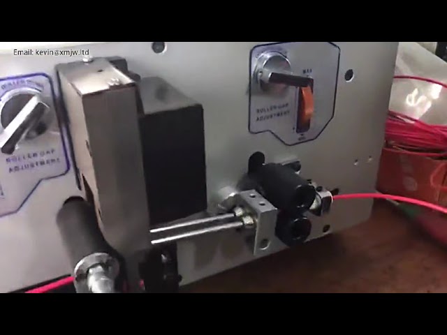 SWT508 NX2 – Macchina automatica computerizzata per spelatura, torsione e taglio di cavi singoli e doppi