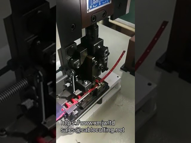 Stampo per crimpatura cavi preisolati: applicatore per terminali ad anello in nylon (tubo europeo)