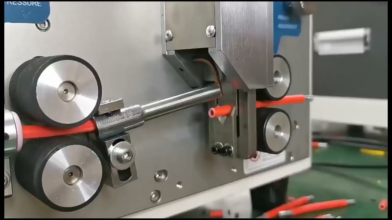 Macchina spellafili per cavi elettrici - Alta efficienza e automazione