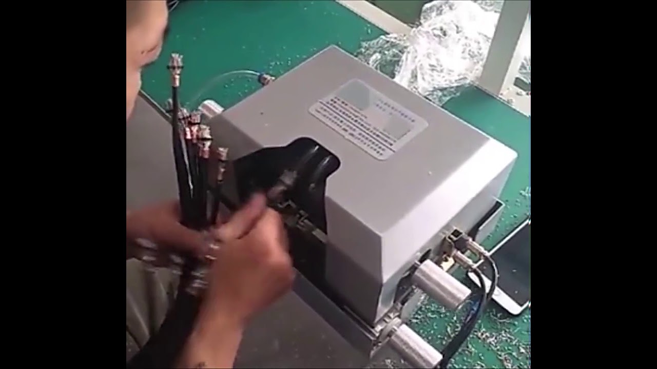 Spelafili automatico per cavi multipolari a doppio parallelo WPM 012