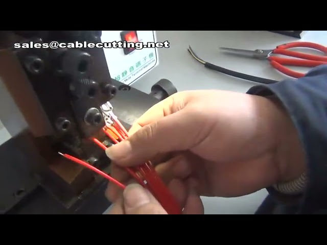 Crimpatura Professionale: Pinze e Macchine per Capicorda e Terminali