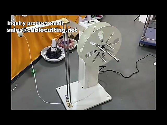 Prealimentatore Autoportante per Cavi Elettrici - Ottimizza la Tua Produzione
