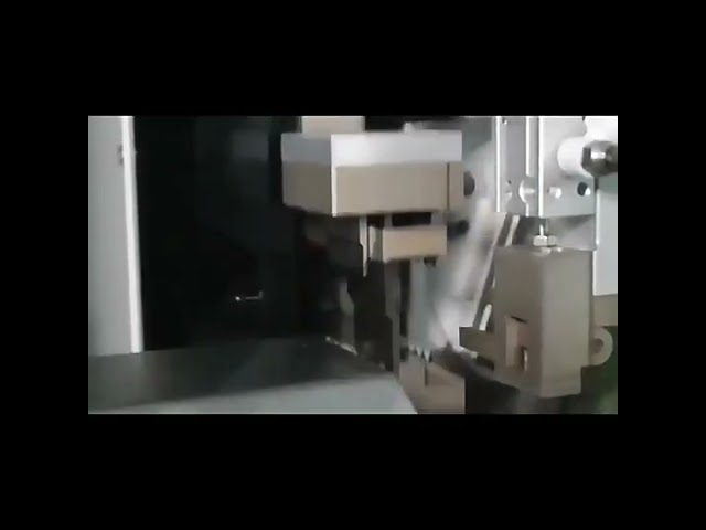 Macchina automatica per cablaggi: taglio, spelatura, crimpatura e stagnatura a testa singola