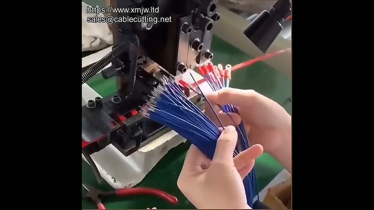 Macchina Crimpatrice per Terminali DC a Grano Singolo | Automazione Industriale