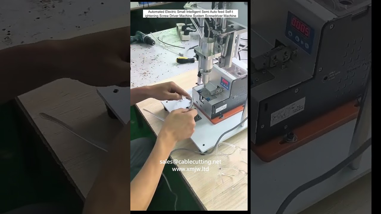 Avvitatore Elettrico Semiautomatico Intelligente con Alimentazione e Serraggio Automatici