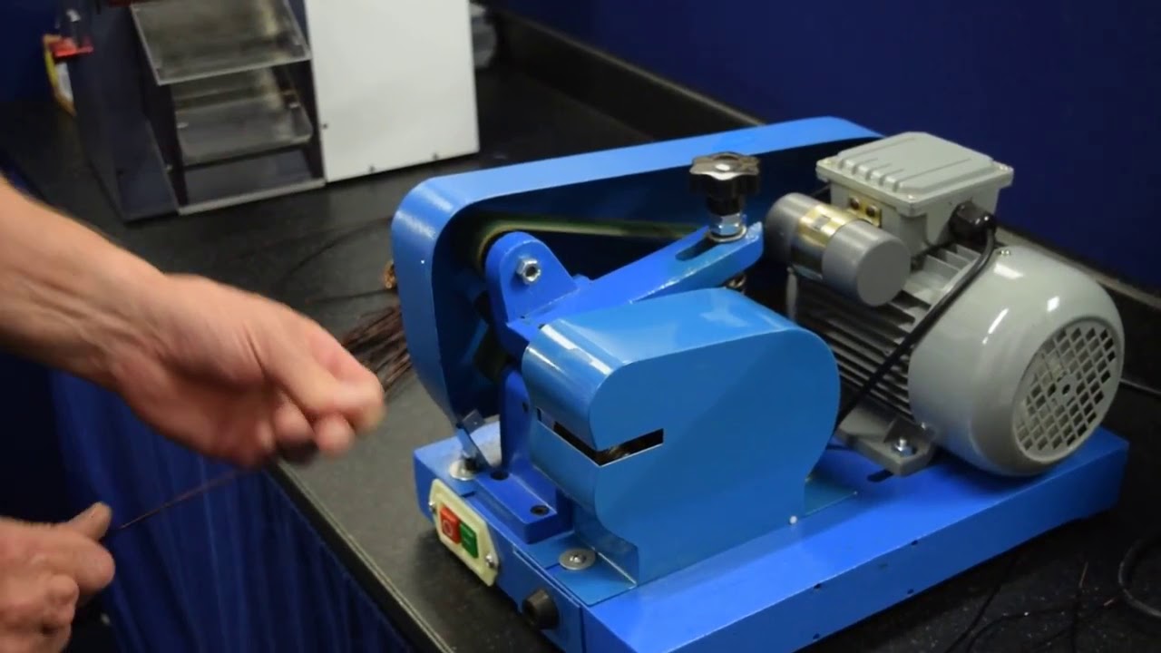 Macchina spellafilo smaltato 680B – Potenza industriale per la rimozione dello smalto