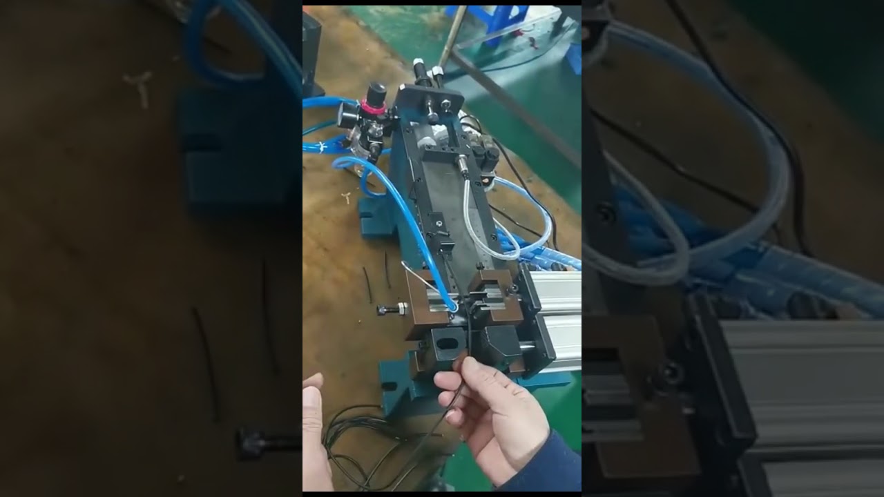 Macchina spellacavi pneumatica per cavi quadrati di grandi dimensioni - Spellacavi a gas/elettrico