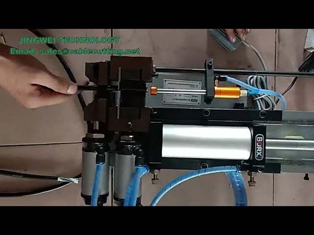 Macchina pelacavi per computer 310 - Spelafili pneumatico per cavi multi-core