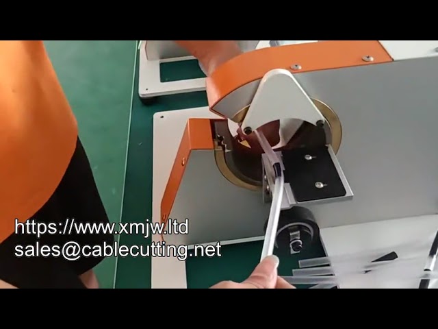 Macchina Semiautomatica per Avvolgimento Nastro su Cablaggi - Soluzione per Assemblaggio in Fabbrica