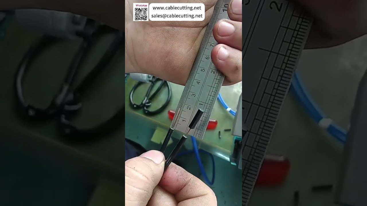 Macchina per taglio e spellatura cavi piatti: taglio 60mm e mezza spellatura 15mm - Sdoppiatore doppio filo