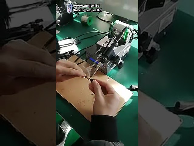 Saldatrice Automatica con Schermo Digitale: Saldatura a Stagno Manuale di Precisione