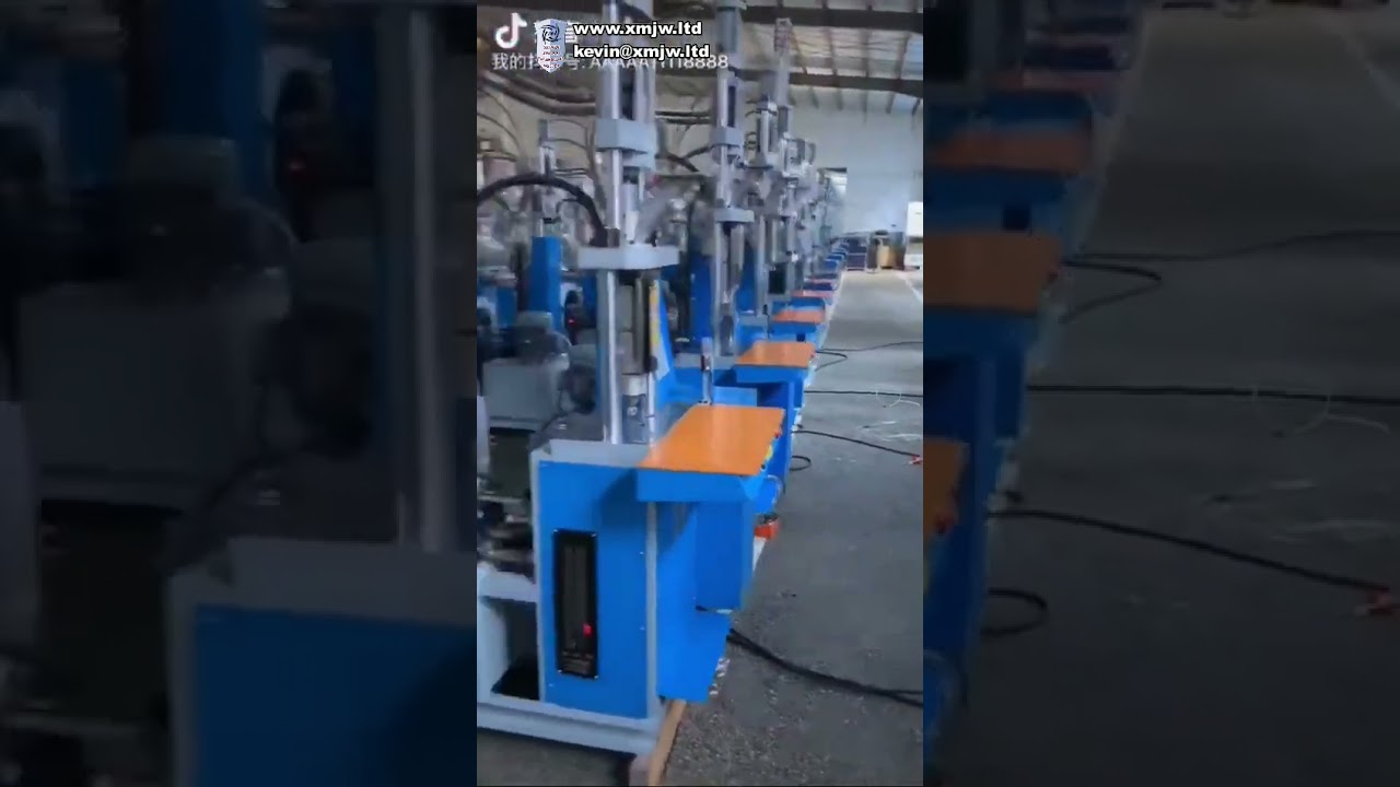 Macchina per stampaggio a iniezione mini da banco - Stampaggio bicolore PVC per suole scarpe - Piccola iniezione