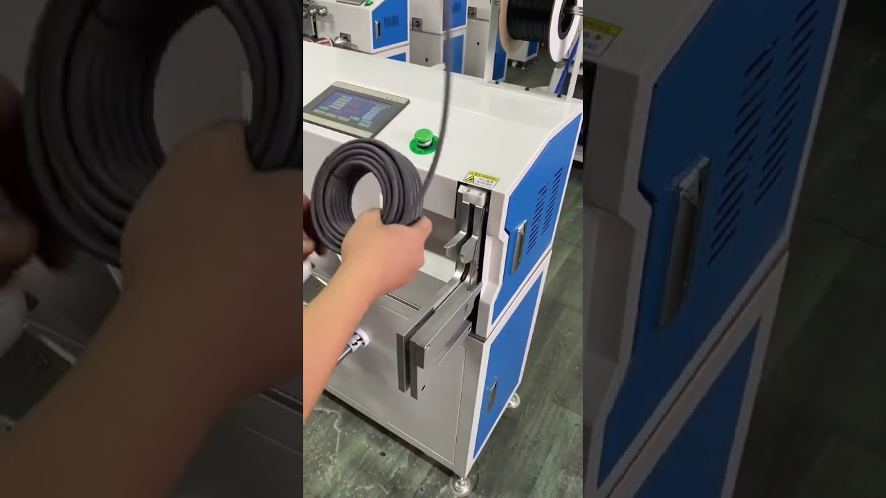 Macchina Avvolgitrice Versatile: Dosatura, Taglio, Smistamento e Legatura per Cavi