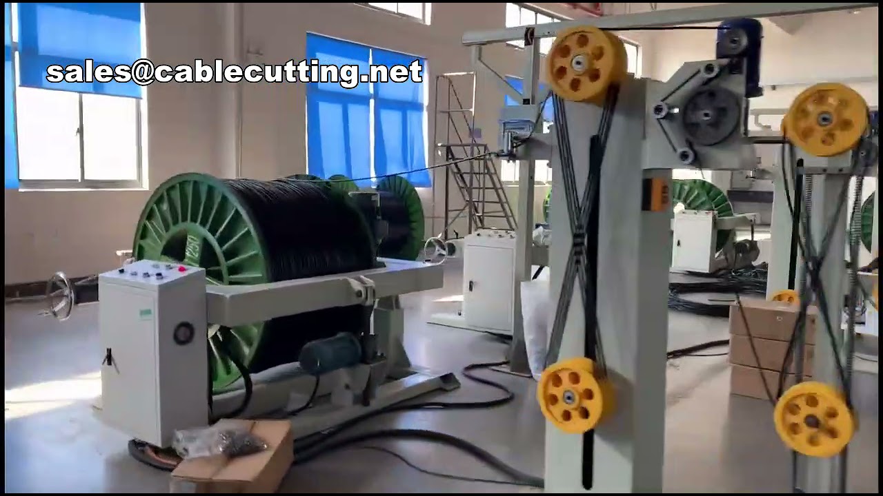 Macchina crimpatrice automatica per produzione inserti per spine