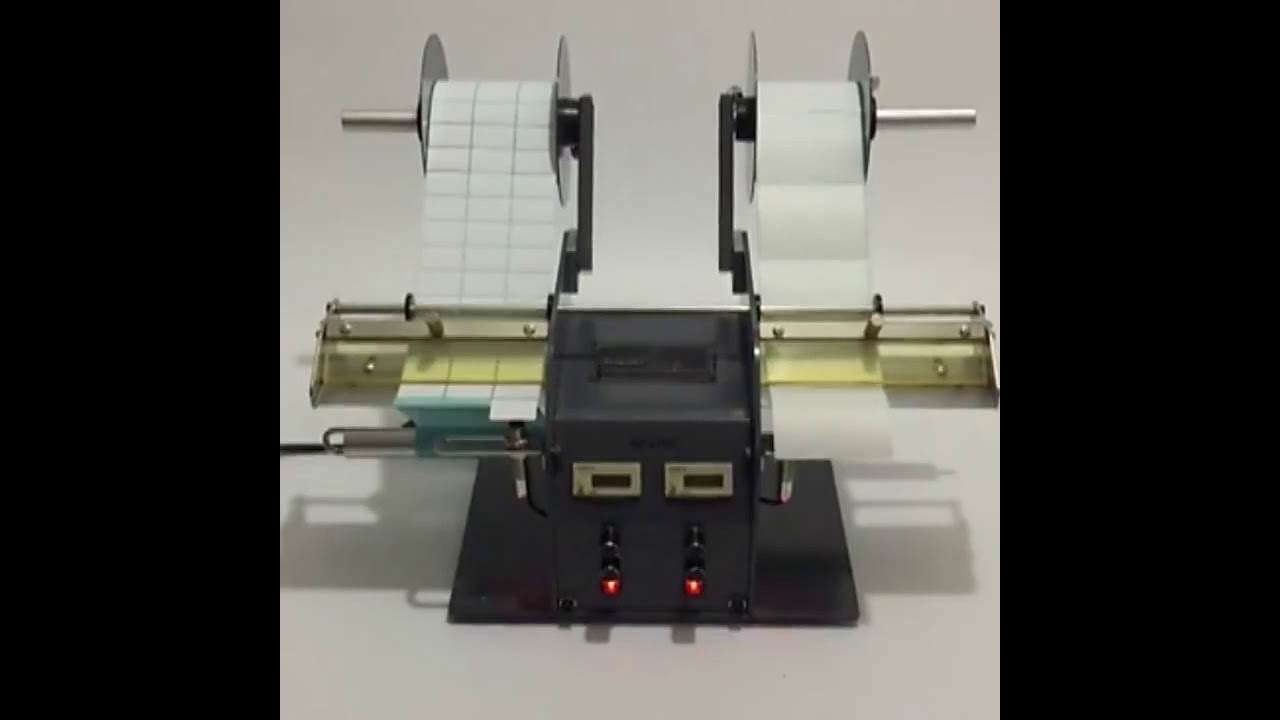 Macchina automatica per pelatura e taglio etichette termiche KS 218C