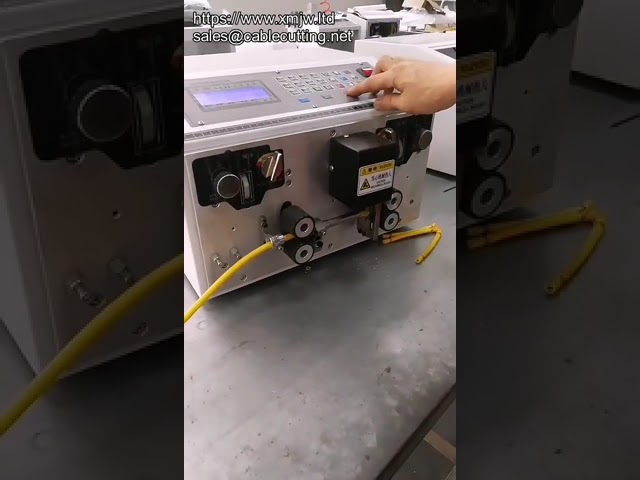 Macchina automatica motorizzata per taglio e spelatura cavi elettrici - Usata
