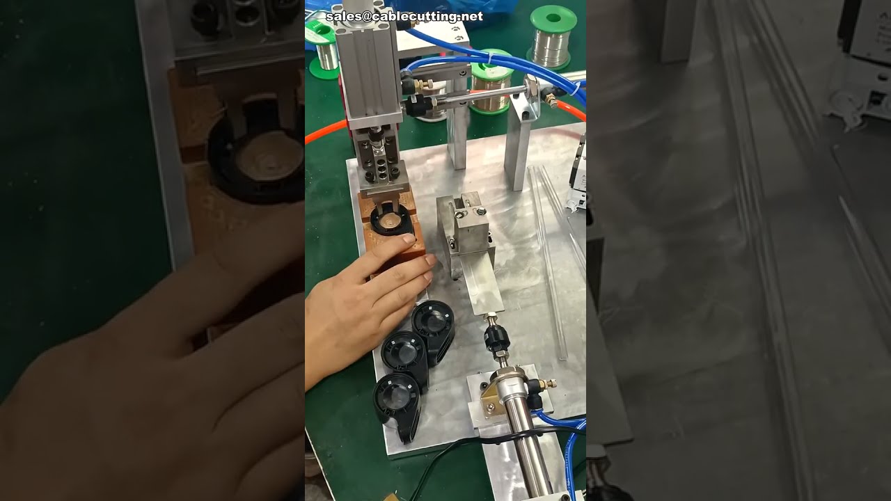 Macchina assemblaggio magneti: aumenta produzione ed efficienza #fabbrica #macchina #automotive