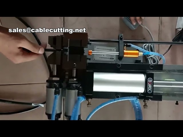 Macchina taglia e pela cavi e tubi multicore gas-elettrica - Attrezzatura industriale per stripping e taglio tubi