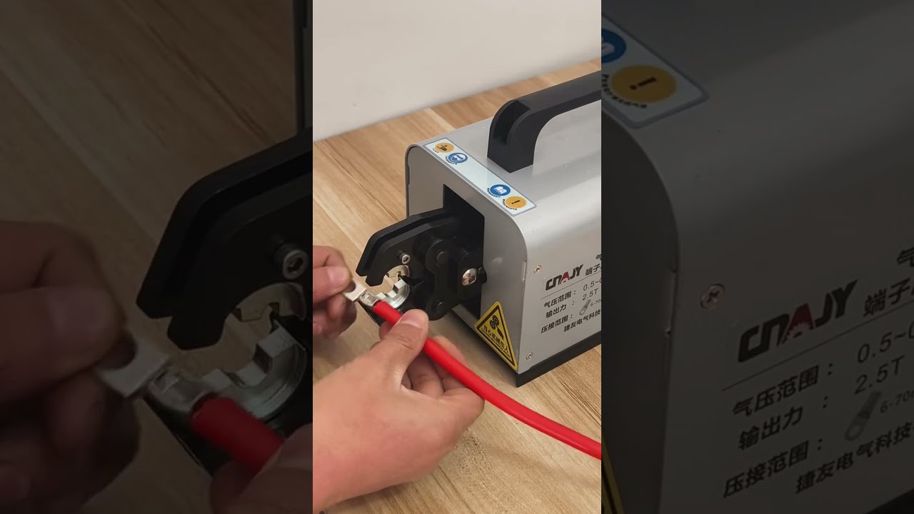Macchina crimpatrice elettrica versatile per capicorda in rame fino a 70 mm²
