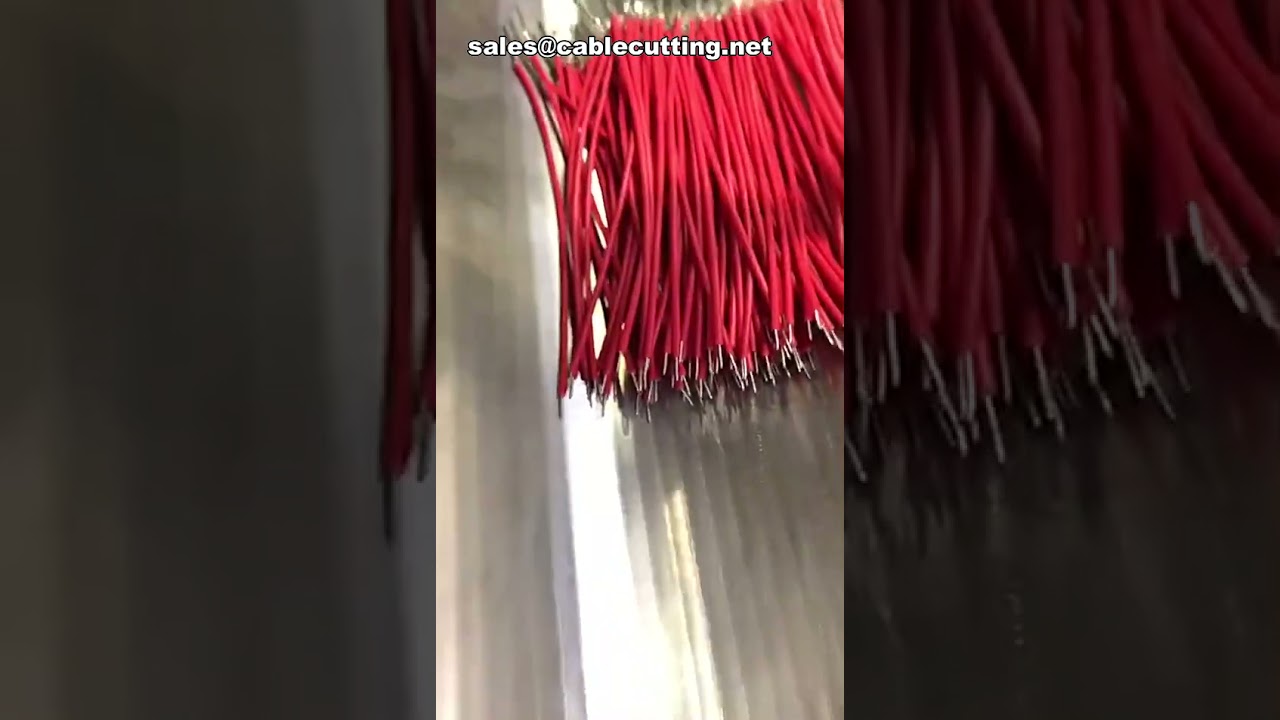 Taglio, spelatura e crimpatura automatici ad alta velocità per fili elettrici